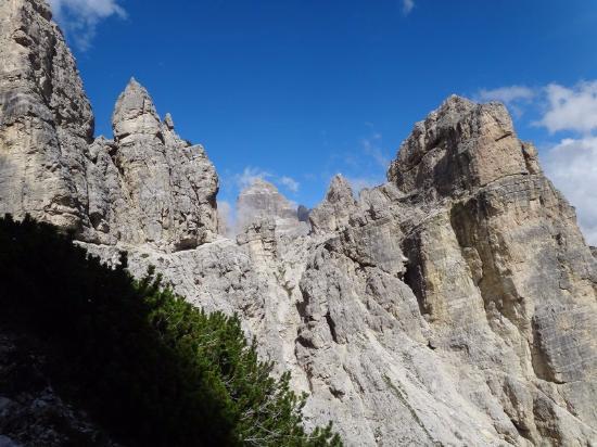 Funivia della Tofana